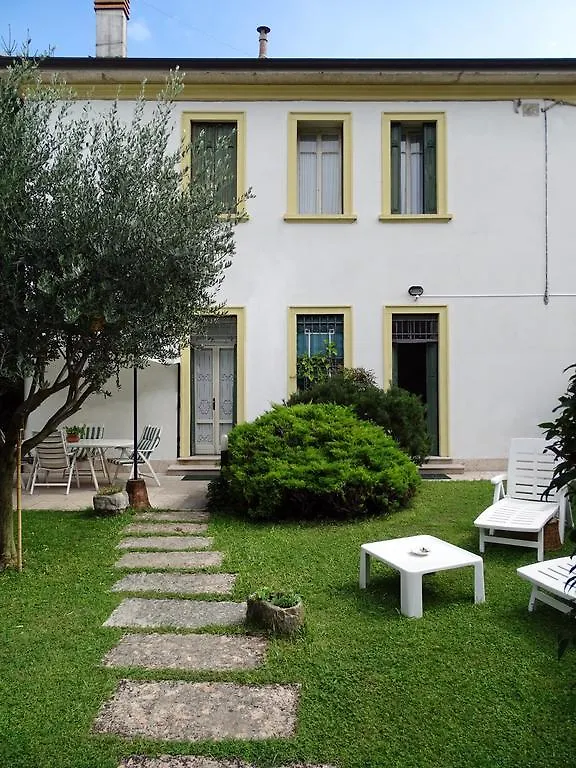 B&B Al Giardinetto Verona Bed & Breakfast