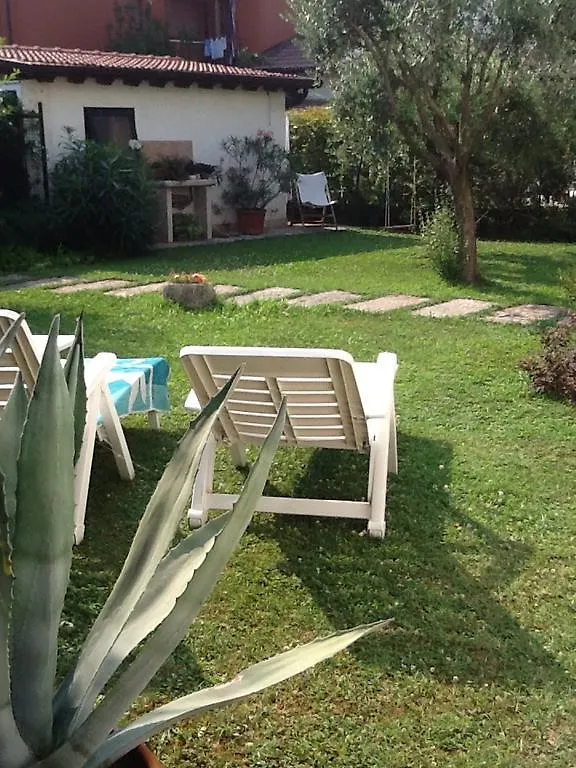 B&B Al Giardinetto Βερόνα Bed and Breakfast